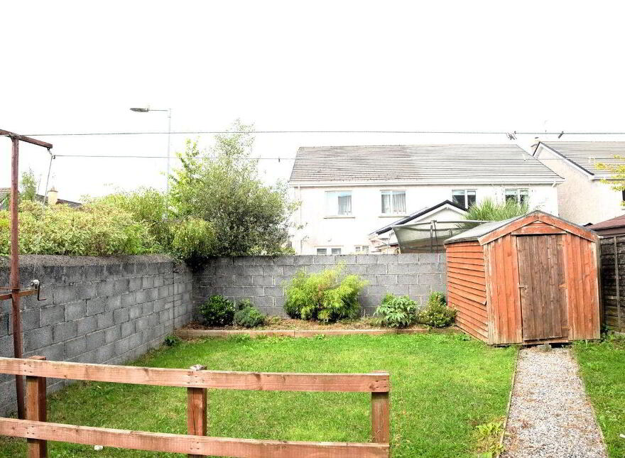 52 Danesfort Court, Loughrea, H62NW42
