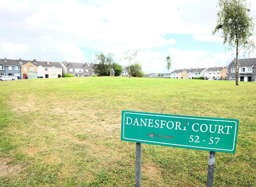 52 Danesfort Court, Loughrea, H62NW42