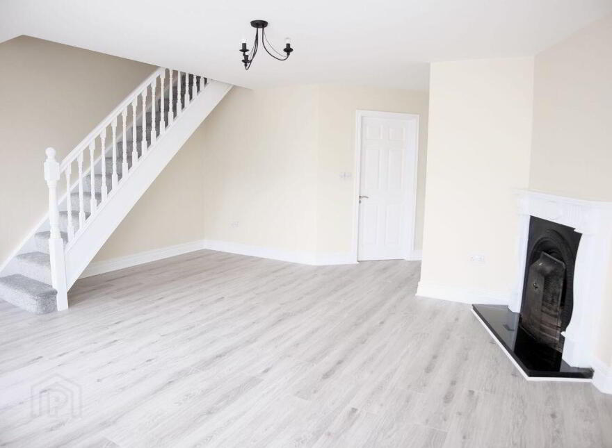 19 An Sruthan, Loughrea, H62PX72