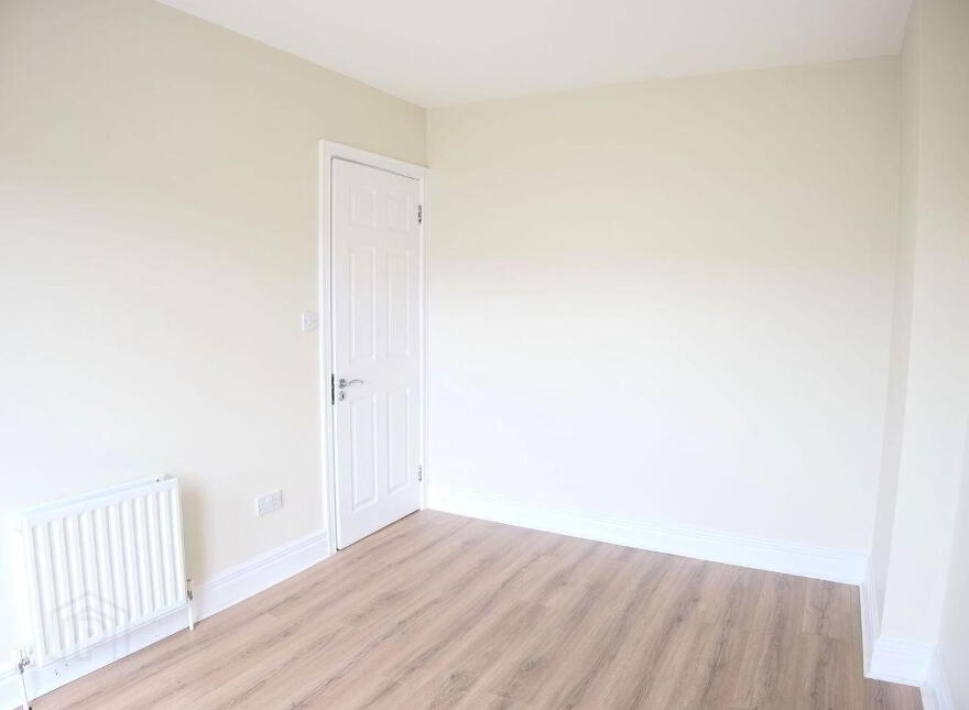 19 An Sruthan, Loughrea, H62PX72