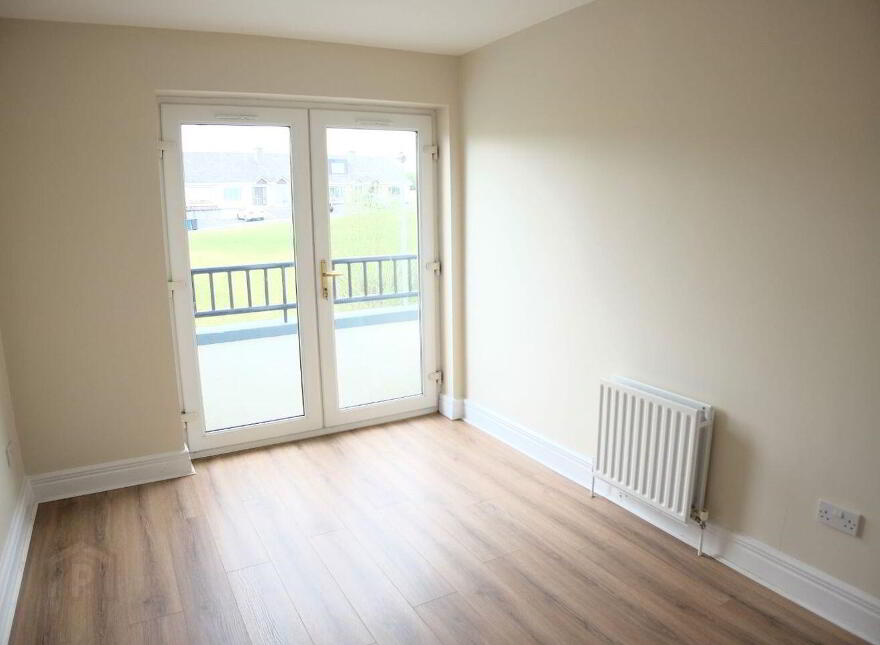 19 An Sruthan, Loughrea, H62PX72