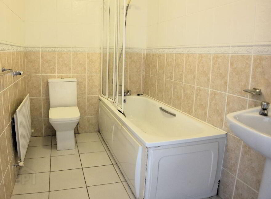 19 An Sruthan, Loughrea, H62PX72