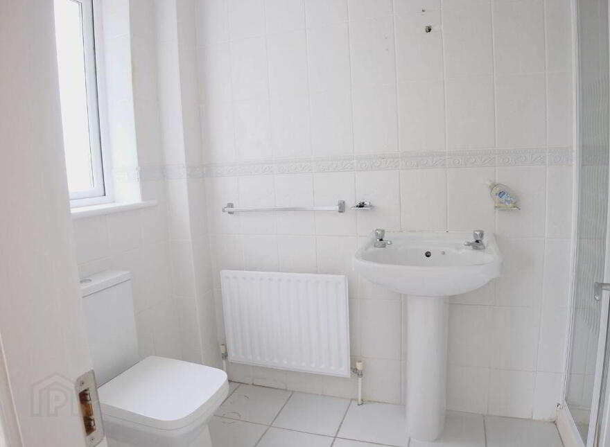 19 An Sruthan, Loughrea, H62PX72