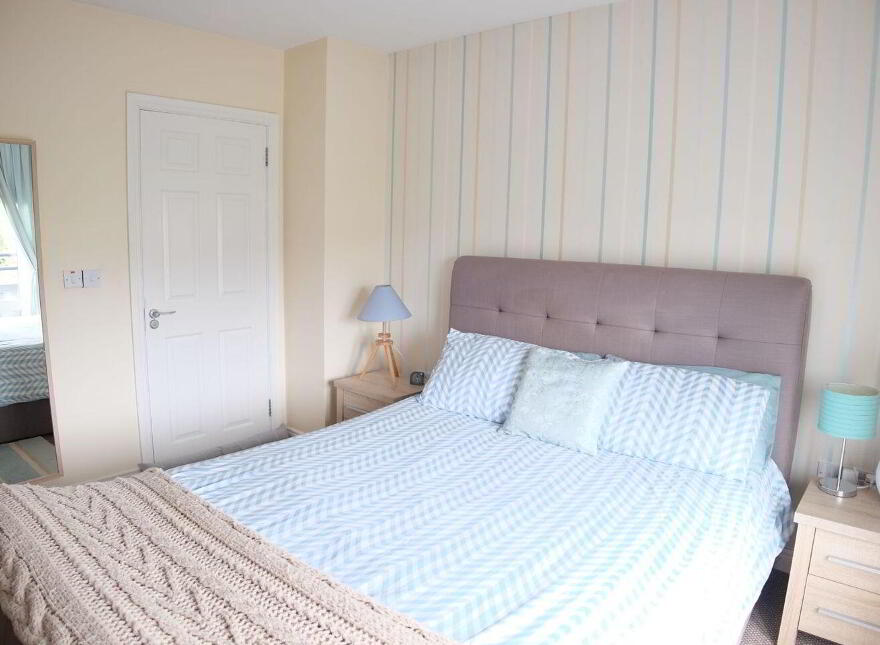 3 Carraig Mór, Caheronaun, Loughrea, H62KH70