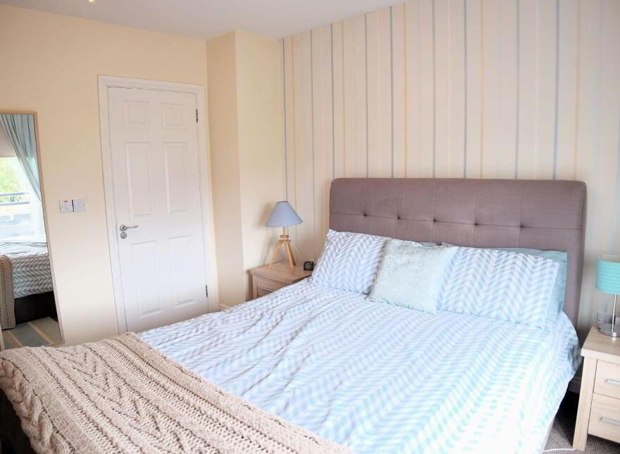 3 Carraig Mór, Caheronaun, Loughrea, H62KH70