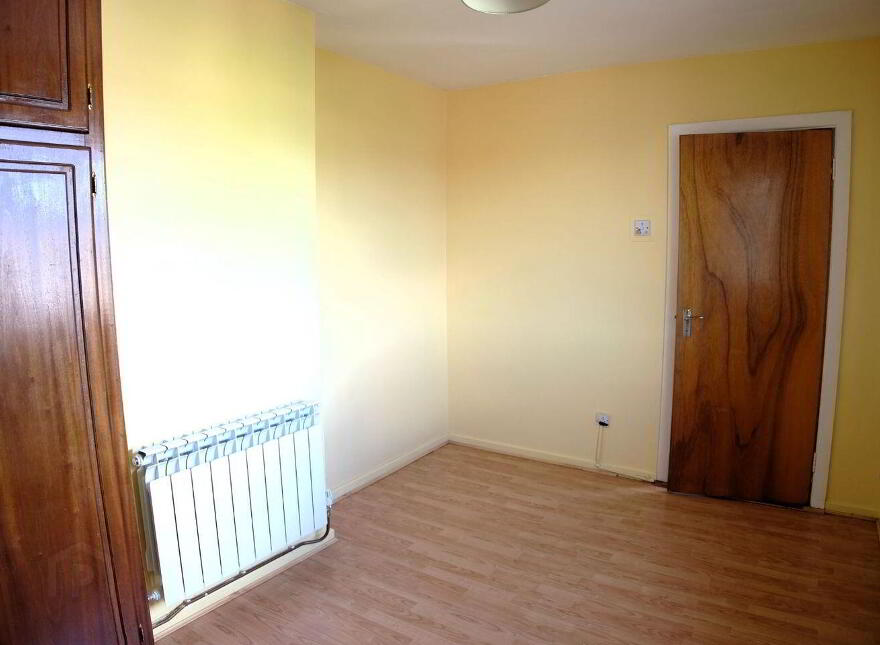42 Fahy Gardens, Loughrea, H62PH42