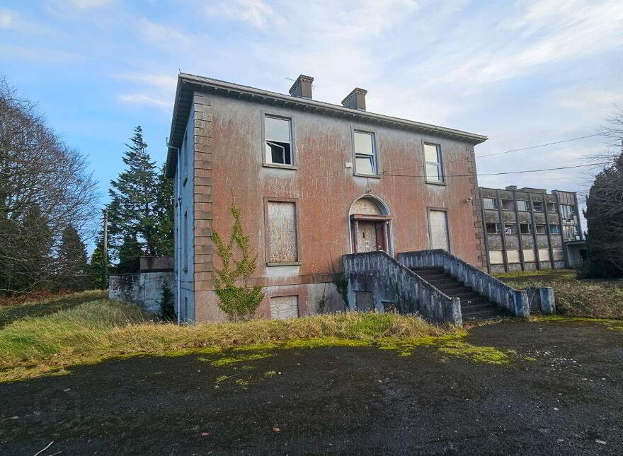Ballykeeran, Athlone, N37RR90