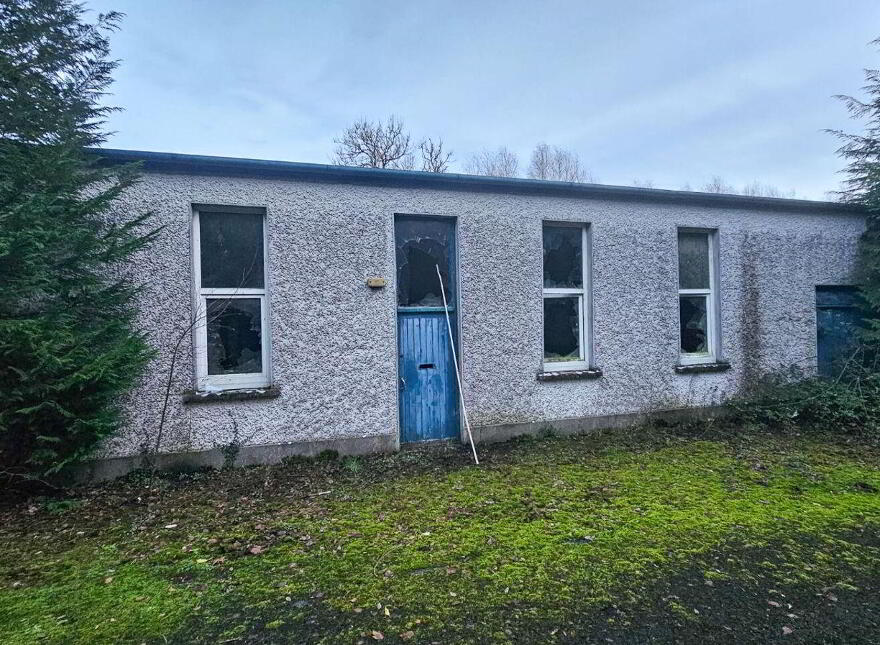 Ballykeeran, Athlone, N37RR90