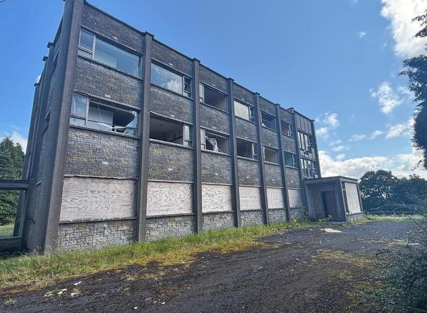 Ballykeeran, Athlone, N37RR90