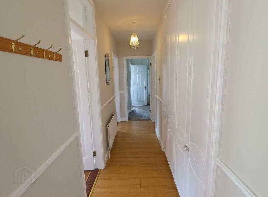 Arcadia, Athlone, N37HH70