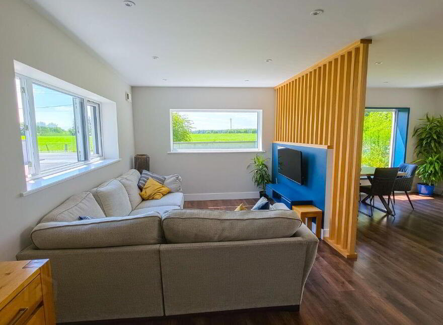 Mount Prospect, Fuerty, F42X956