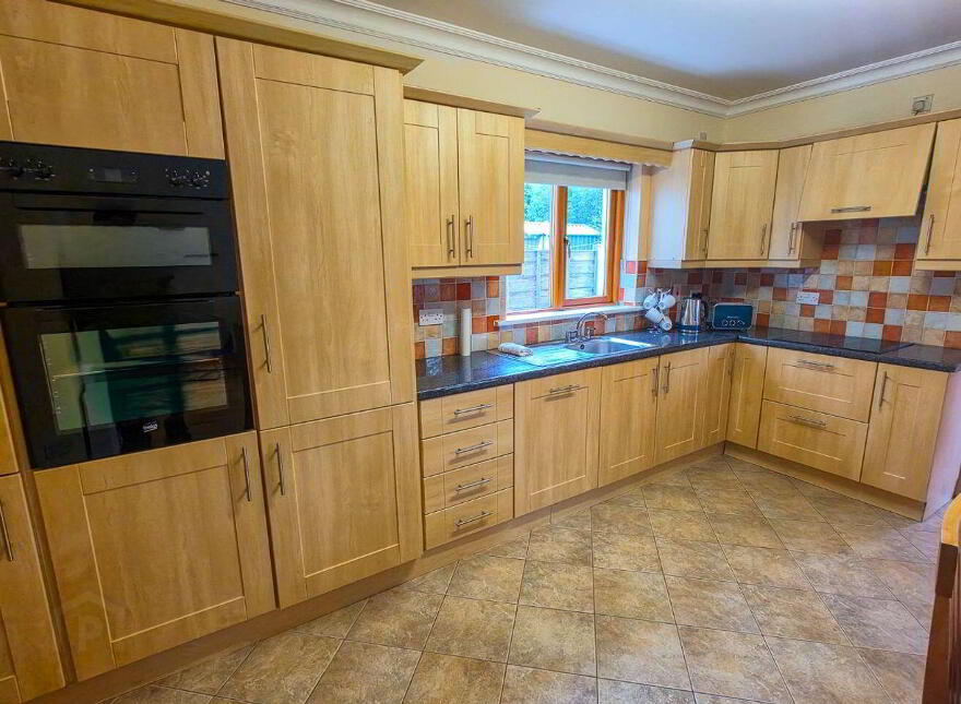 72 Abbeyville, Galway Road, Roscommon Town, F42K318