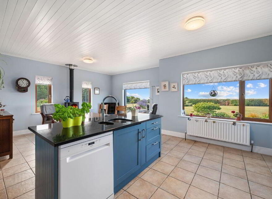 Realt Na Mara, Kilcredan, Garryvoe, Garryvoe, P25EP86