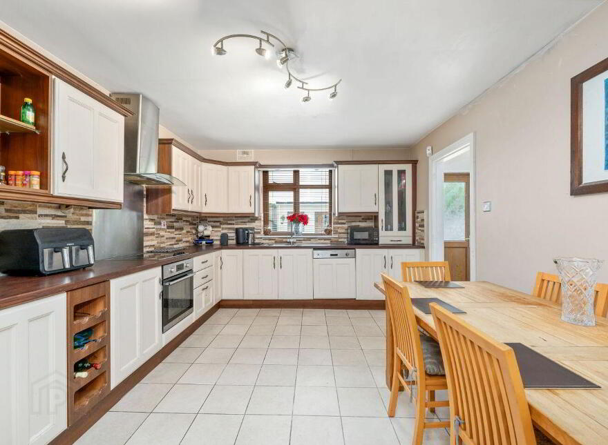 Main Street, Ballynoe, Conna, P51H0XD