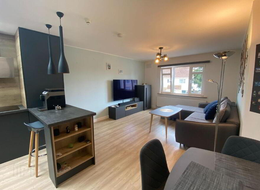 Apartment 10 Avondale Court, William Street, Nenagh, E45YE18