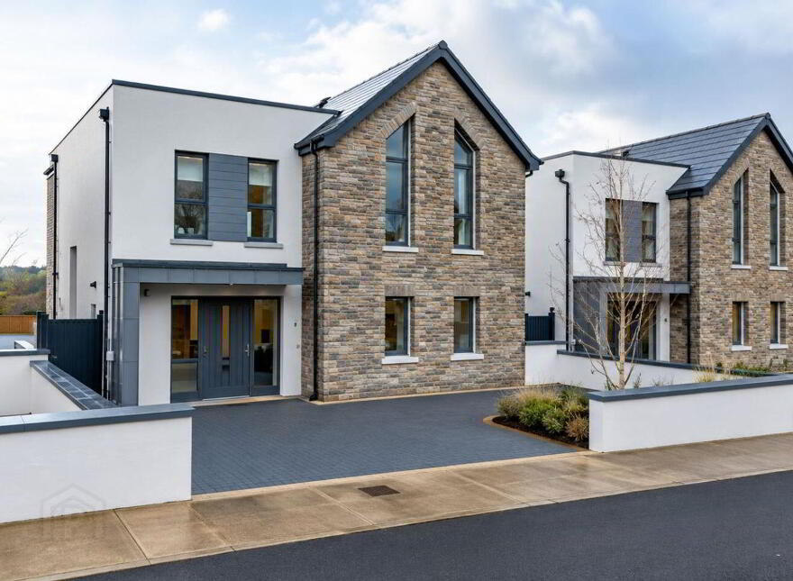 2 The Belvedere, Ballinacubby, Kinsale, P17C446 photo
