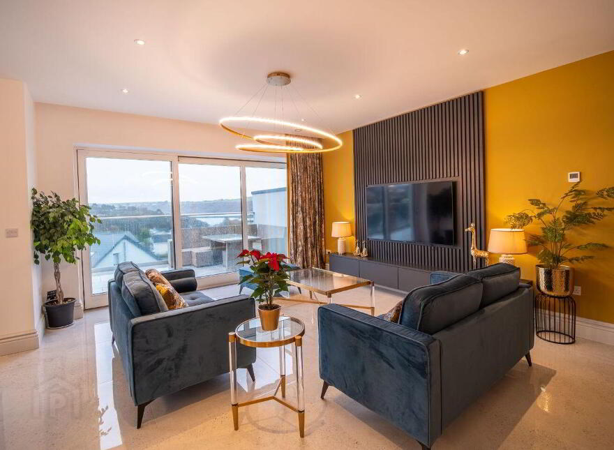 2 The Belvedere, Ballinacubby, Kinsale, P17C446