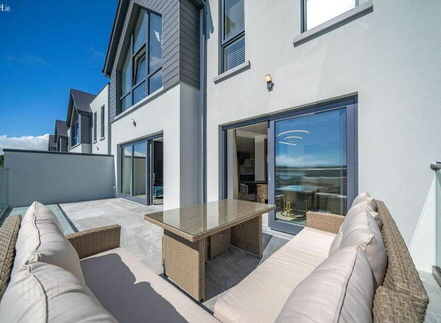 2 The Belvedere, Ballinacubby, Kinsale, P17C446