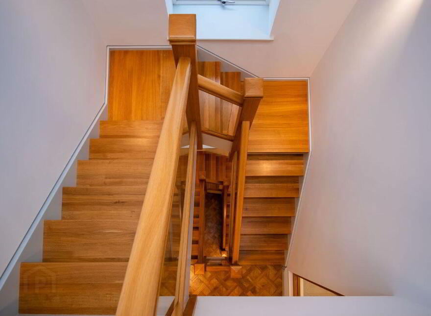 2 The Belvedere, Ballinacubby, Kinsale, P17C446