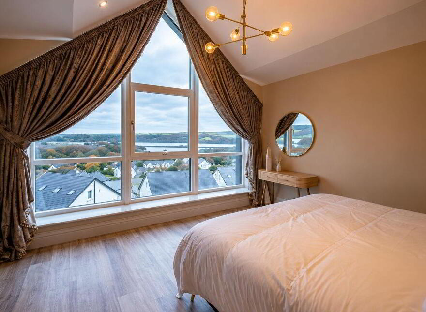 2 The Belvedere, Ballinacubby, Kinsale, P17C446