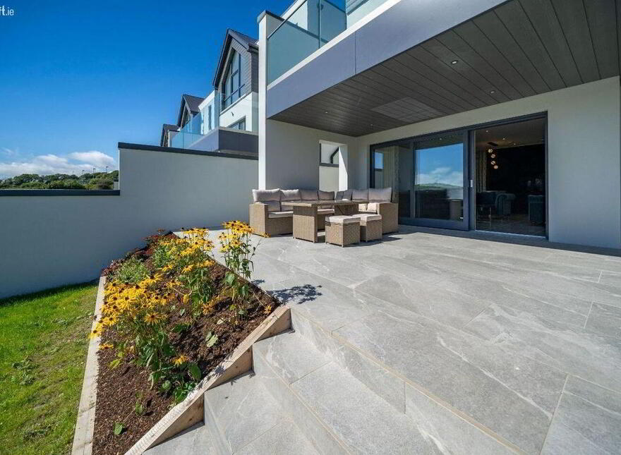 2 The Belvedere, Ballinacubby, Kinsale, P17C446