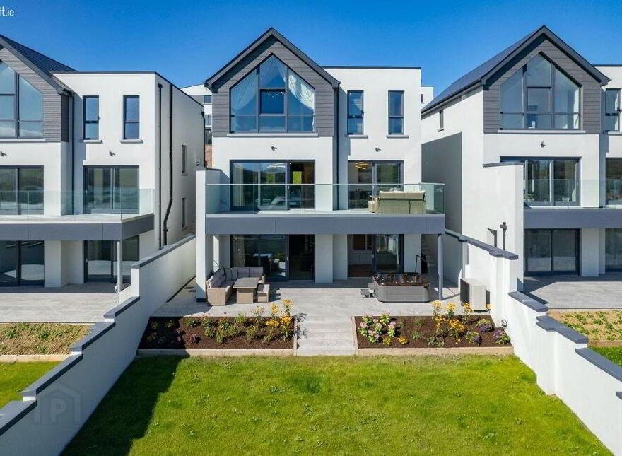 5 The Belvedere, Ballinacubby, Kinsale, P17XD83 photo