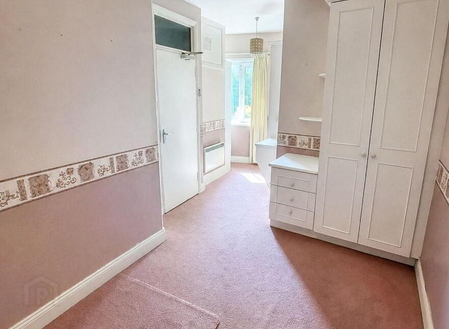 8 Victoria Court, Victoria Village, Victoria Cross, T12PH21