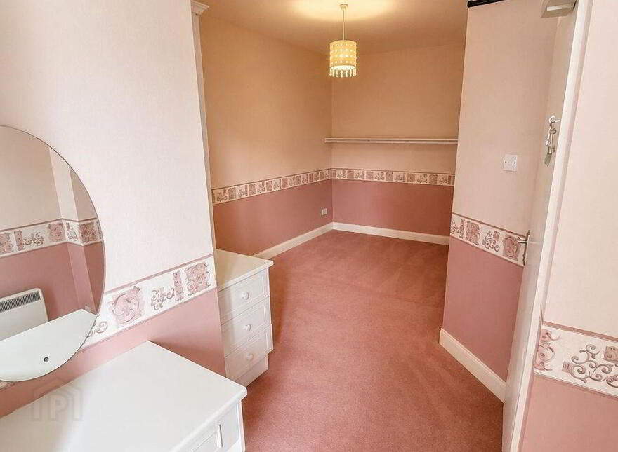 8 Victoria Court, Victoria Village, Victoria Cross, T12PH21