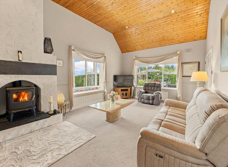 Springhill Lodge, Ballycorrigan, Ballina, V94XT1D