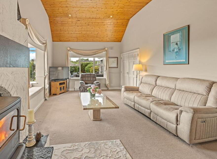 Springhill Lodge, Ballycorrigan, Ballina, V94XT1D