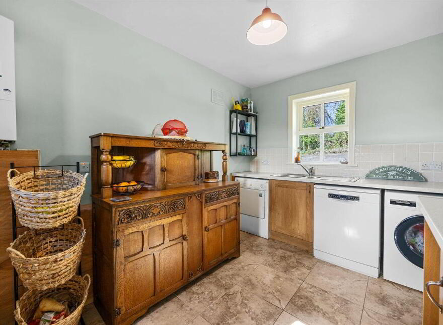 Coolagoree View, 2 Gortaderra, Scarriff, V94HF3F