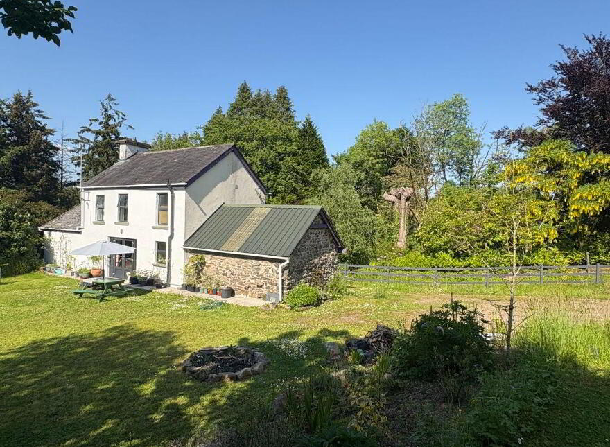Teach An Atha, Ballymalone, Tuamgraney, V94E04W