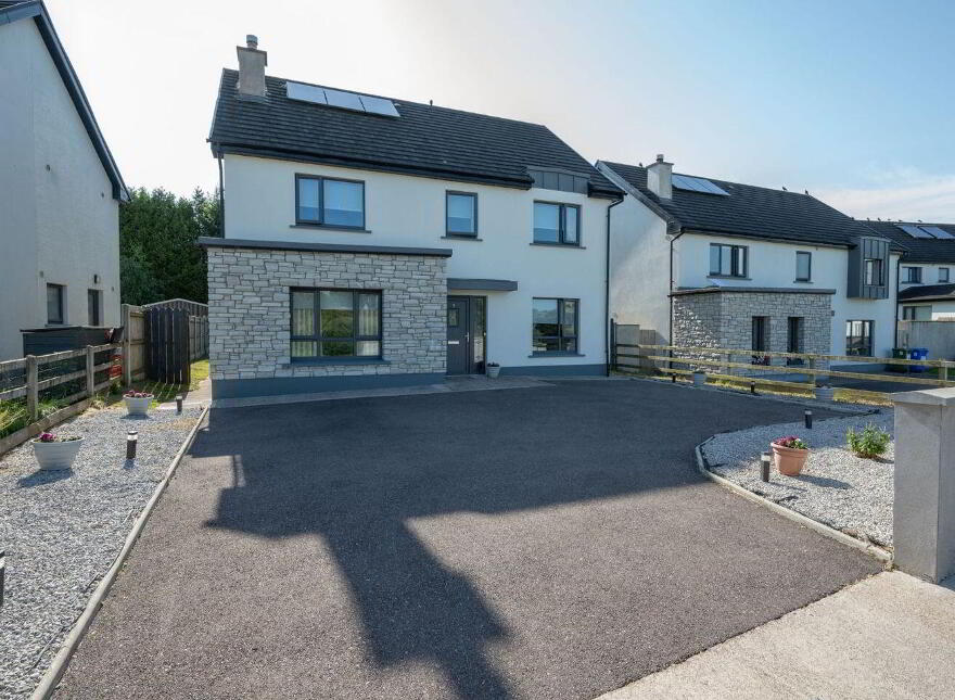 8 Glenn Rua, Courtbrack, Blarney, T23FHY2