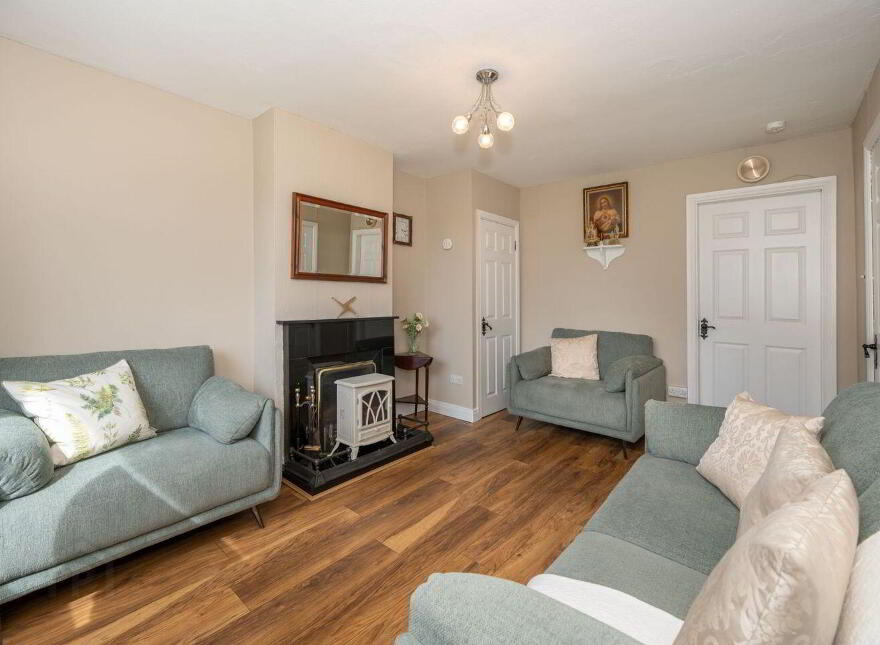 10 Saint John's Terrace, Station Road, Blarney, T23X018
