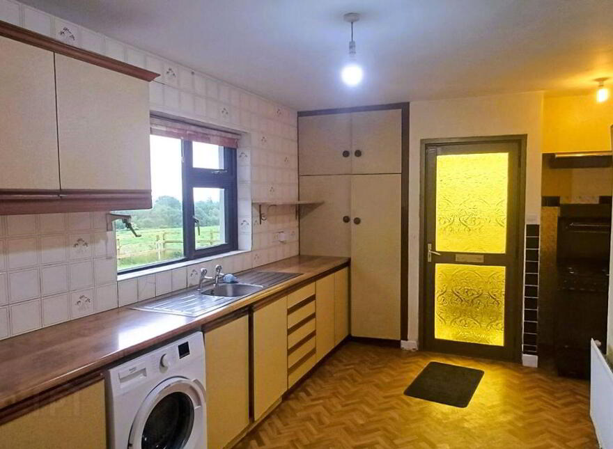 Fostragh, Aughnacliffe, N39Y8W2