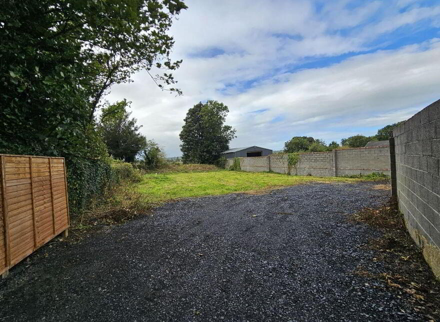 Finea Village, Finea, N91FA07