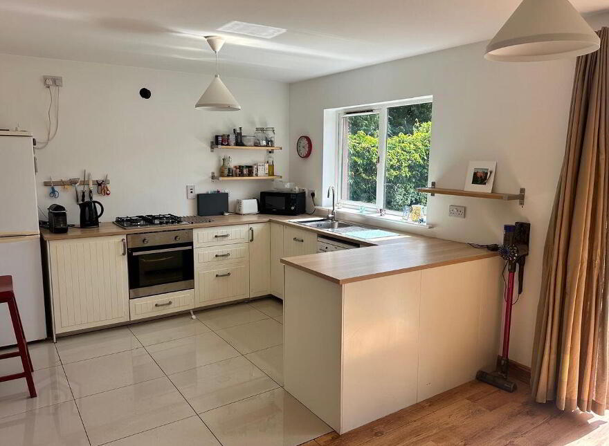 22 An Draighneán, Ballymahon, N39TN80