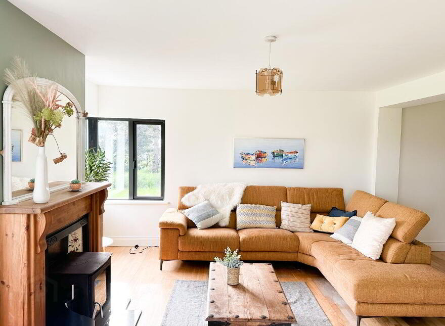 Buckthorn Cottage, Carrowholly, Westport, F28T665