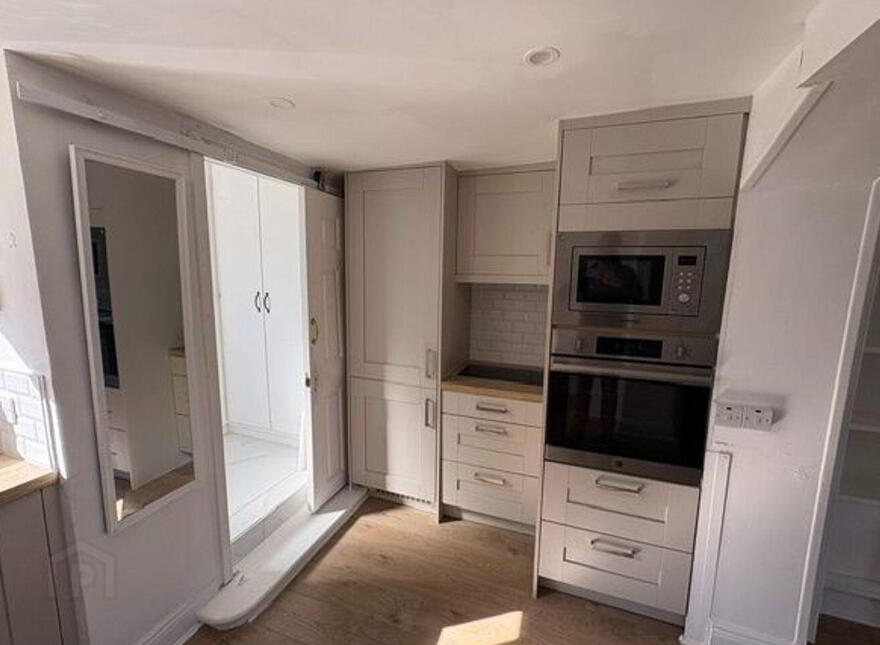 5 Trinity Place, Wexford Town, Y35C6D9
