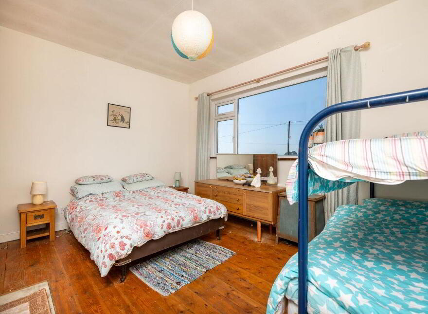 Waddingsland, Saint Helen's, Rosslare Harbour, Y35CK72