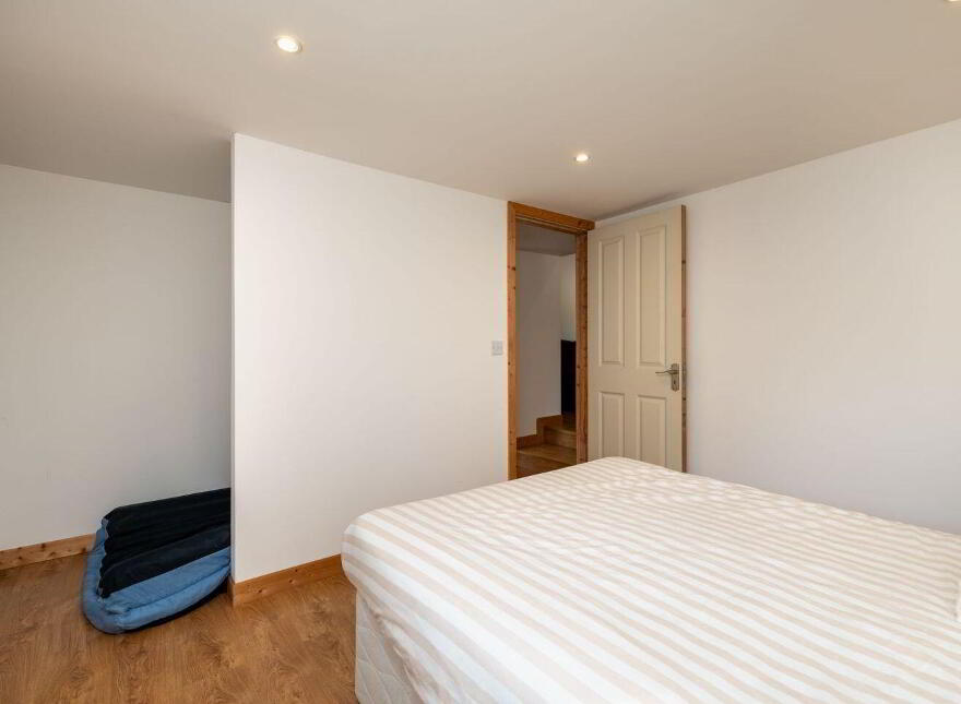 Waddingsland, Saint Helen's, Rosslare Harbour, Y35CK72