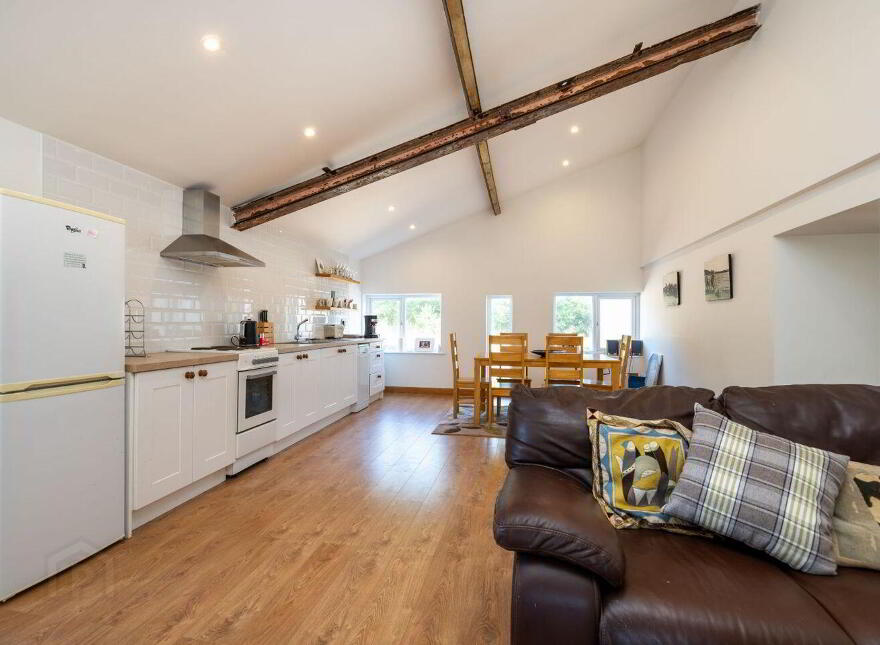 Waddingsland, Saint Helen's, Rosslare Harbour, Y35CK72