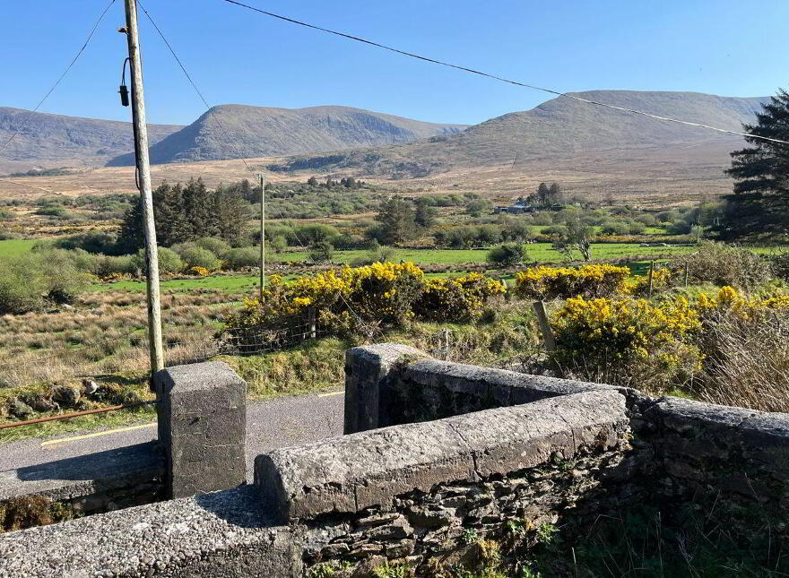 Lettir National School, Letter, Glenbeigh, V93E654