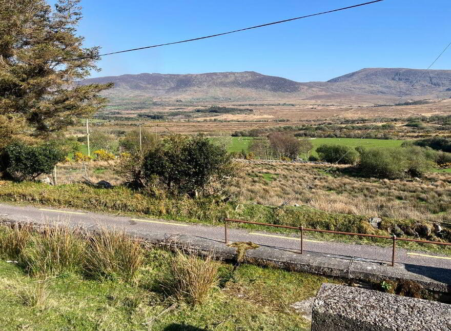 Lettir National School, Letter, Glenbeigh, V93E654