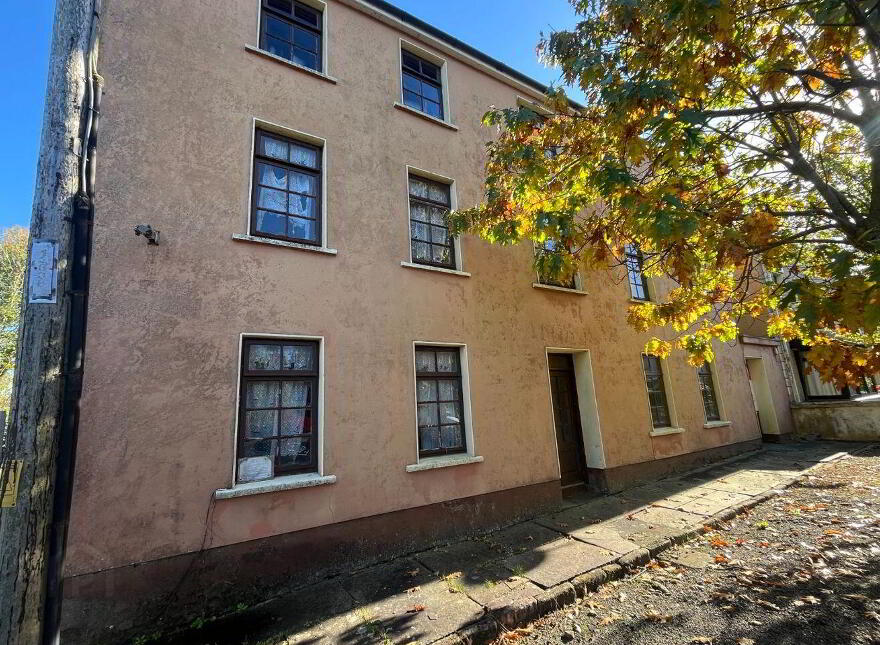 The Square, Milltown, V93X0A5