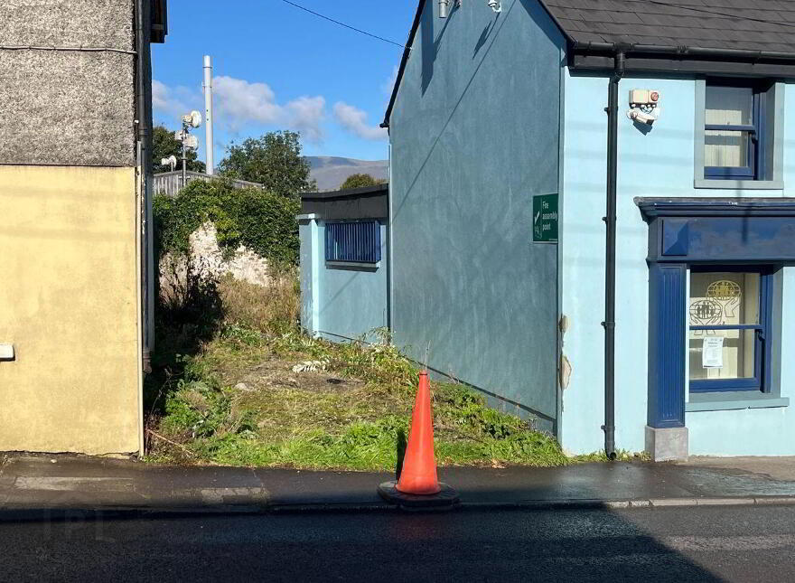 The Square, Milltown, V93X0A5
