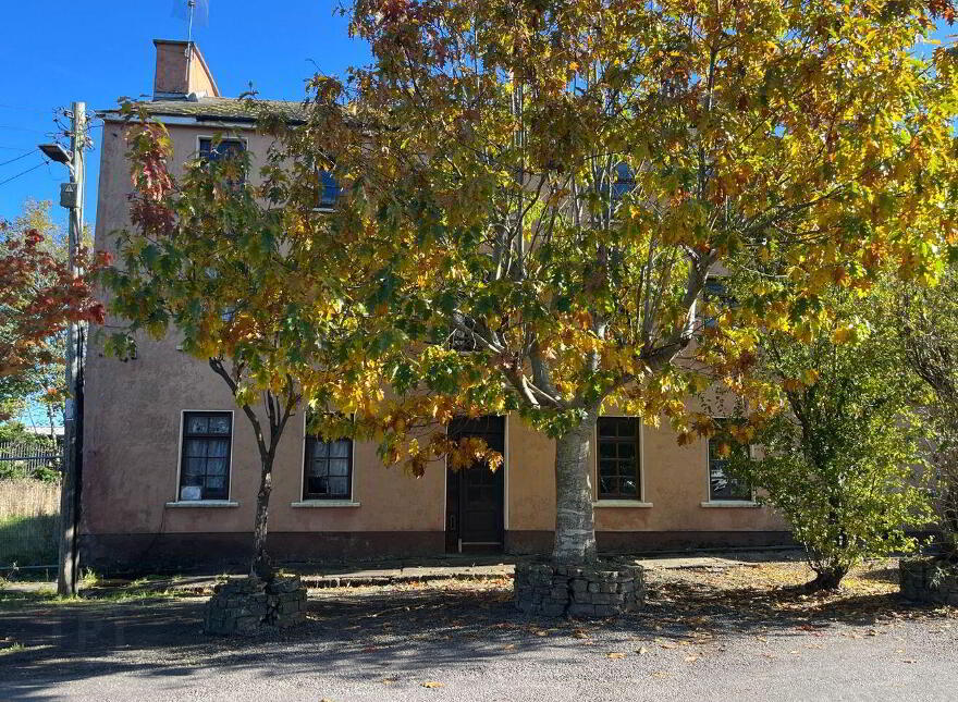 The Square, Milltown, V93X0A5