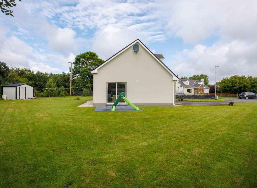 Castlecove, Knockyline, Killorglin, V93YV05