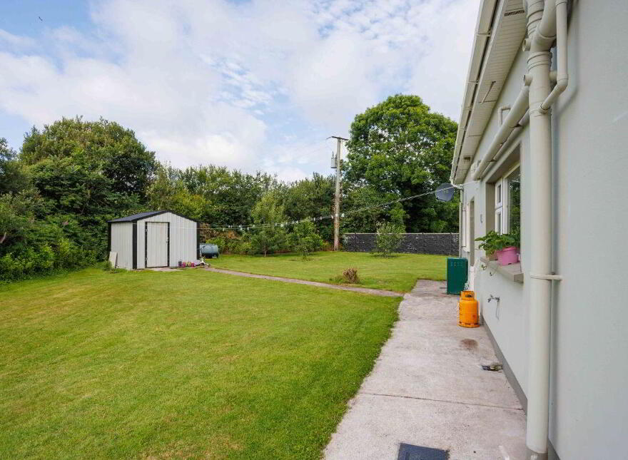 Castlecove, Knockyline, Killorglin, V93YV05