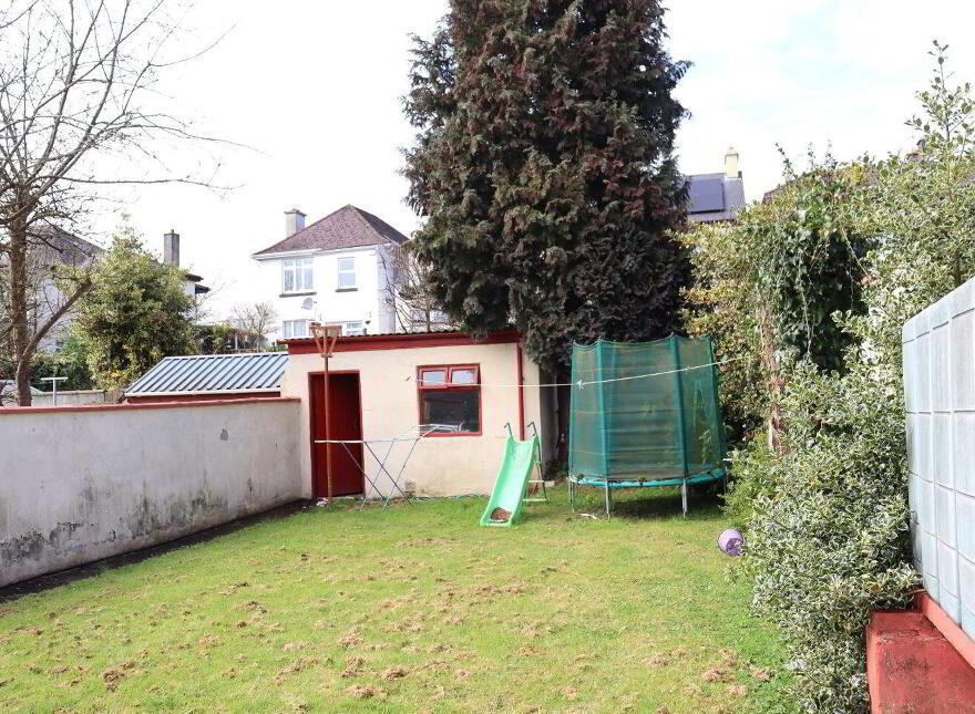 Nerja, 35 Strandville Gardens, North Circular Road, V94H9WN